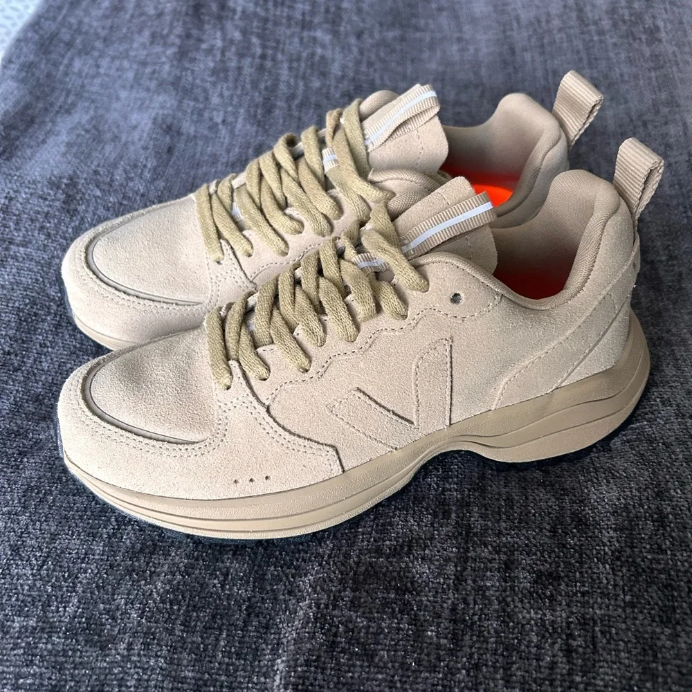 Veja Venturi Suede Sahara Sneakers NEW Sz 7 - Picture 5 of 11